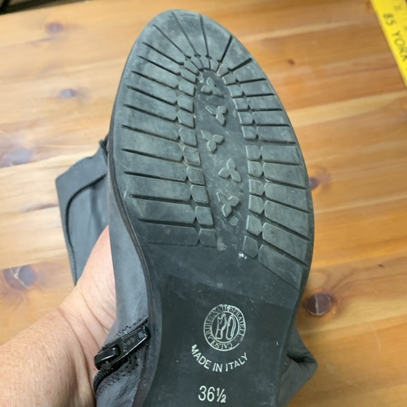 Arnold Churgin Italian made, 100% leather over the knee gray boots - Picture 16 of 17